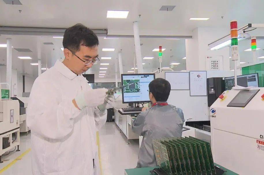 劳动创造幸福 | 合肥市最美职工事迹展播（三） 精益求精，服务万家——记电子产品销售员李华